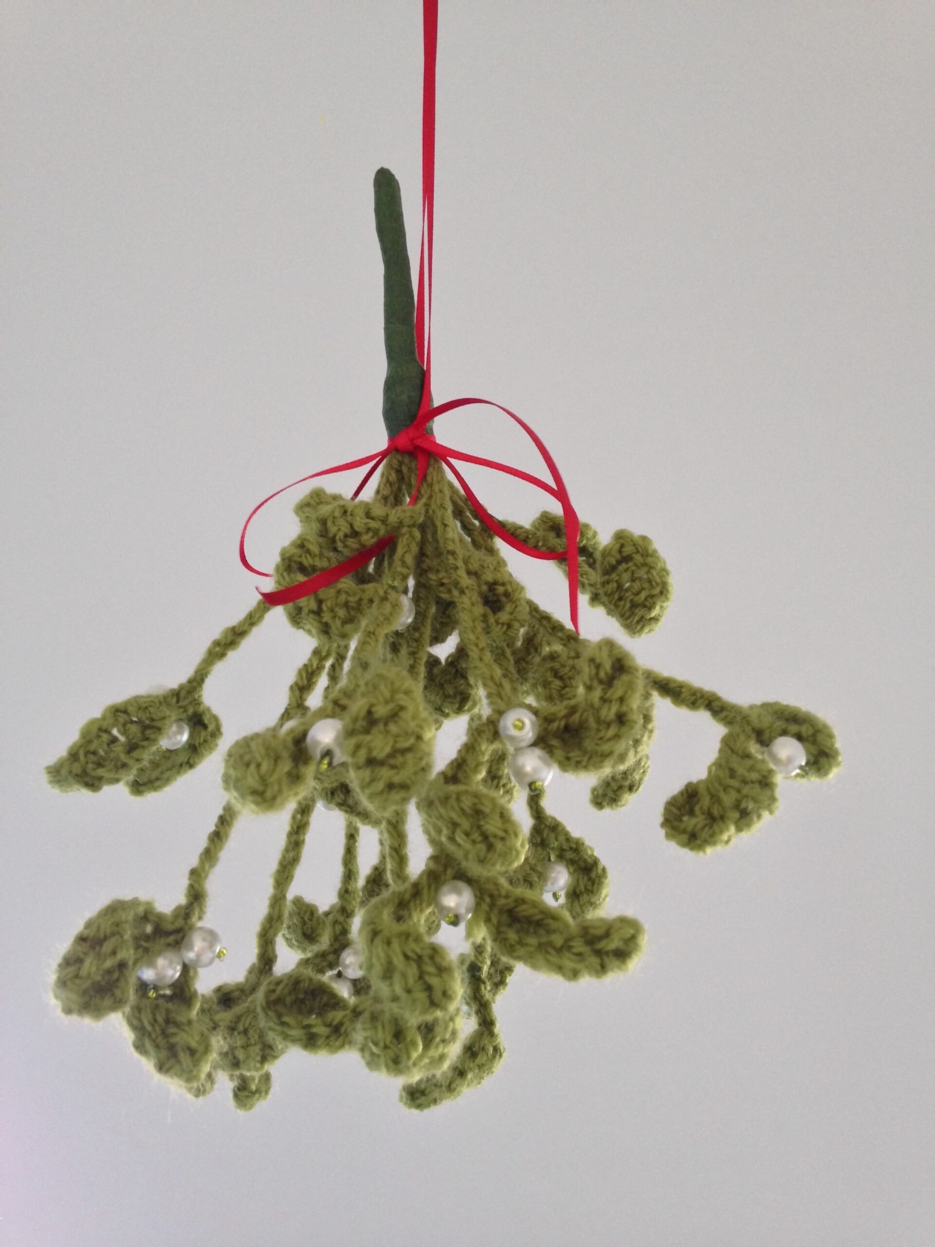 Crochet mistletoe.