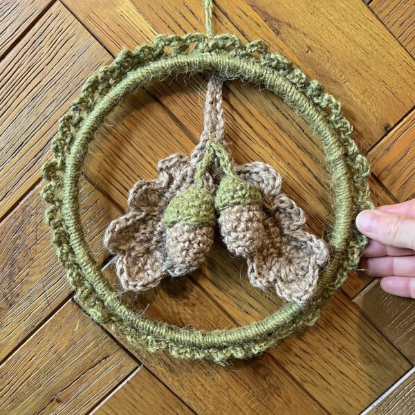 Autumn oak wreath. - Image 2
